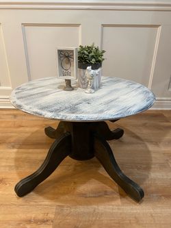 Cute Rustic Finish Coffee Table
