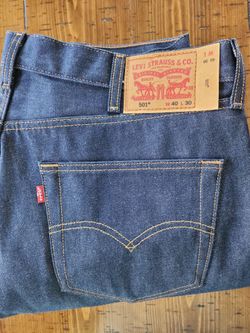 NEW Levi