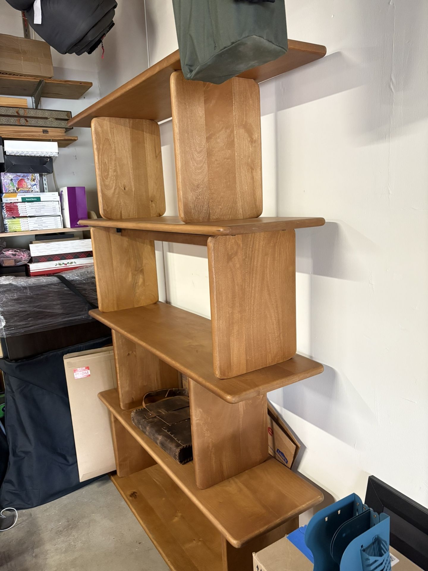 Wood bookshelf 
