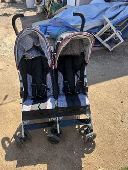 Twin  Stroller , Great For Small Pets 