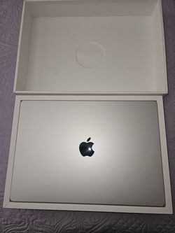 MacBook Pro Laptop