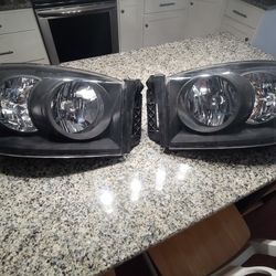 2006 - 2009 Dodge Ram Head lights 1(contact info removed) 3500