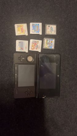 3ds (Black) 6 games with it
