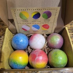 🛁 6-Piece “Enjoy Your Bath Time” Bath Bomb Gift Set — NEW in Box 🎁
