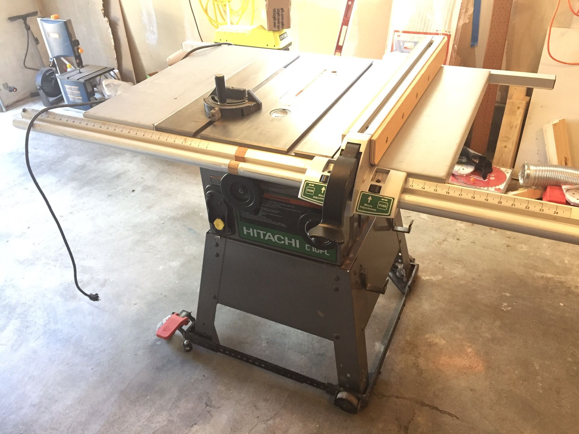 Hitachi C10FL Table Saw for Sale in Renton, WA OfferUp