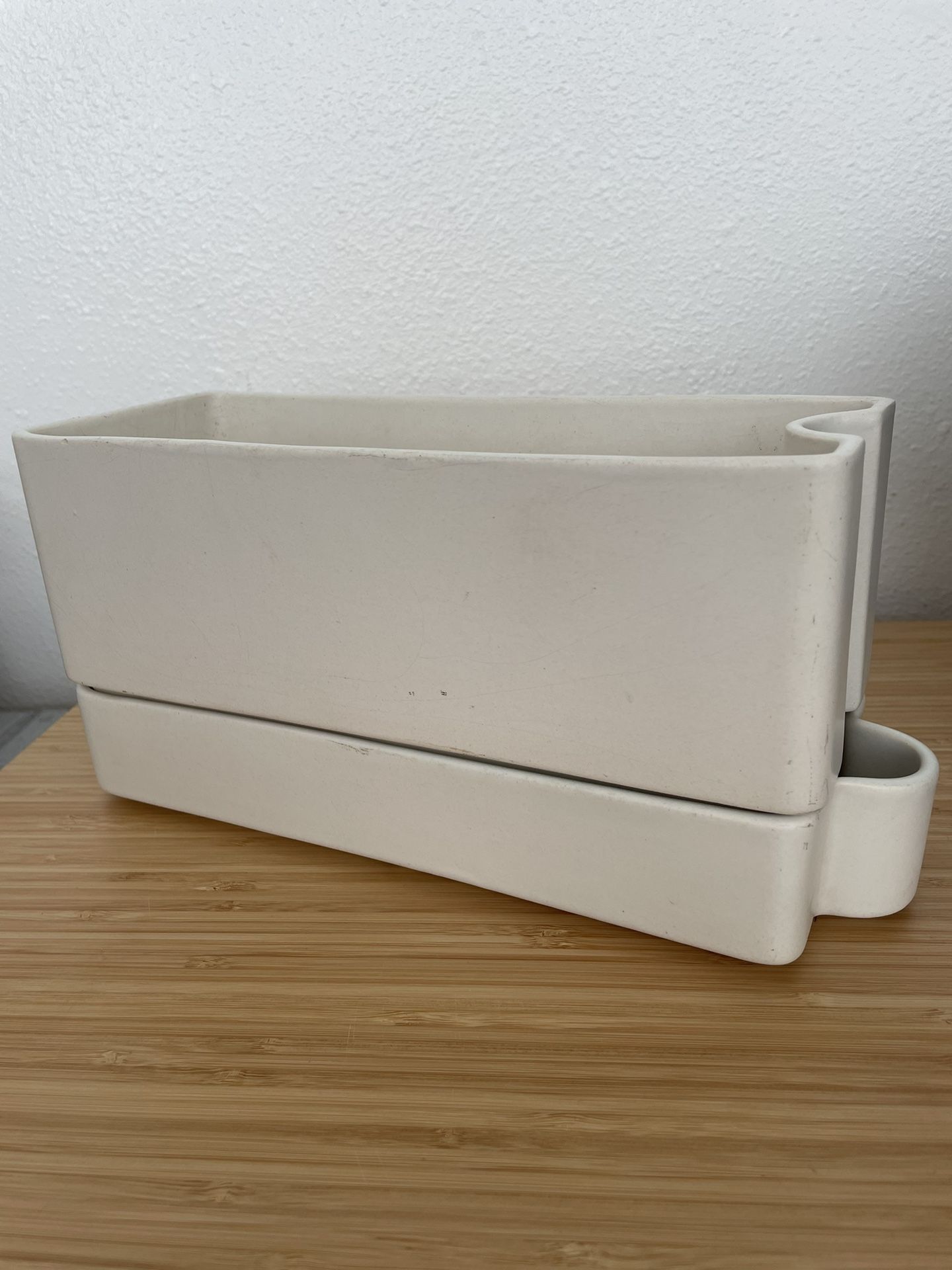 IKEA SÖTCITRON self-watering planter (11”Wx4”Dx5”H)