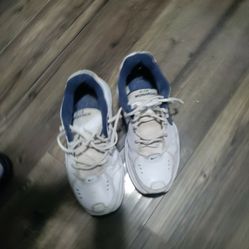 Shoes. Nike Man. Size. 8