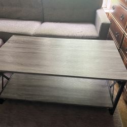 COFFEE TABLE 