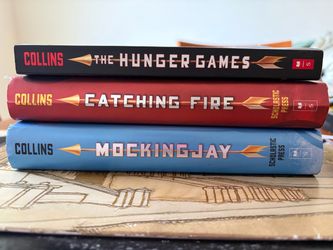 The Hunger Games Trilogy Set