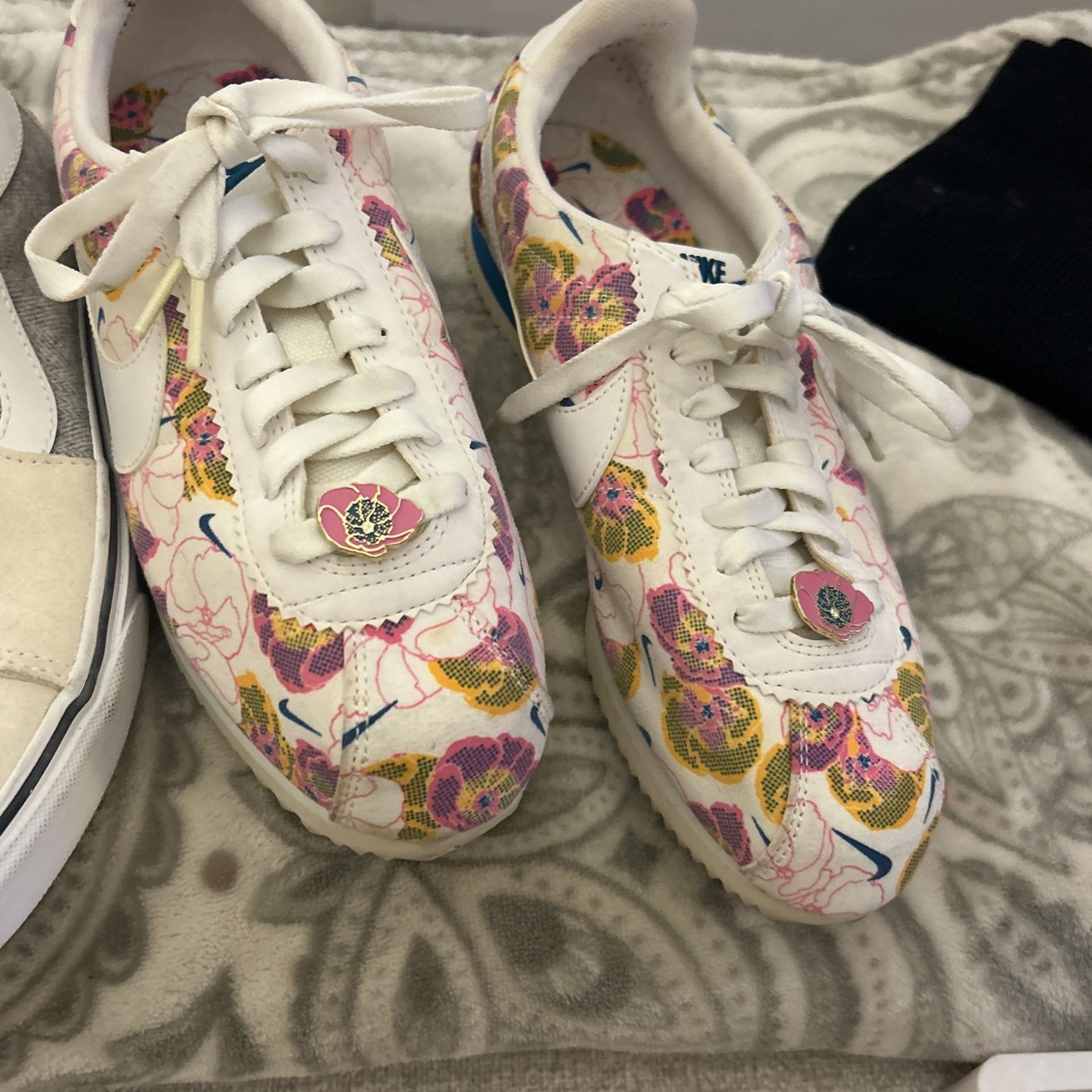 Nike Cortez Xl Floral Women's Like New