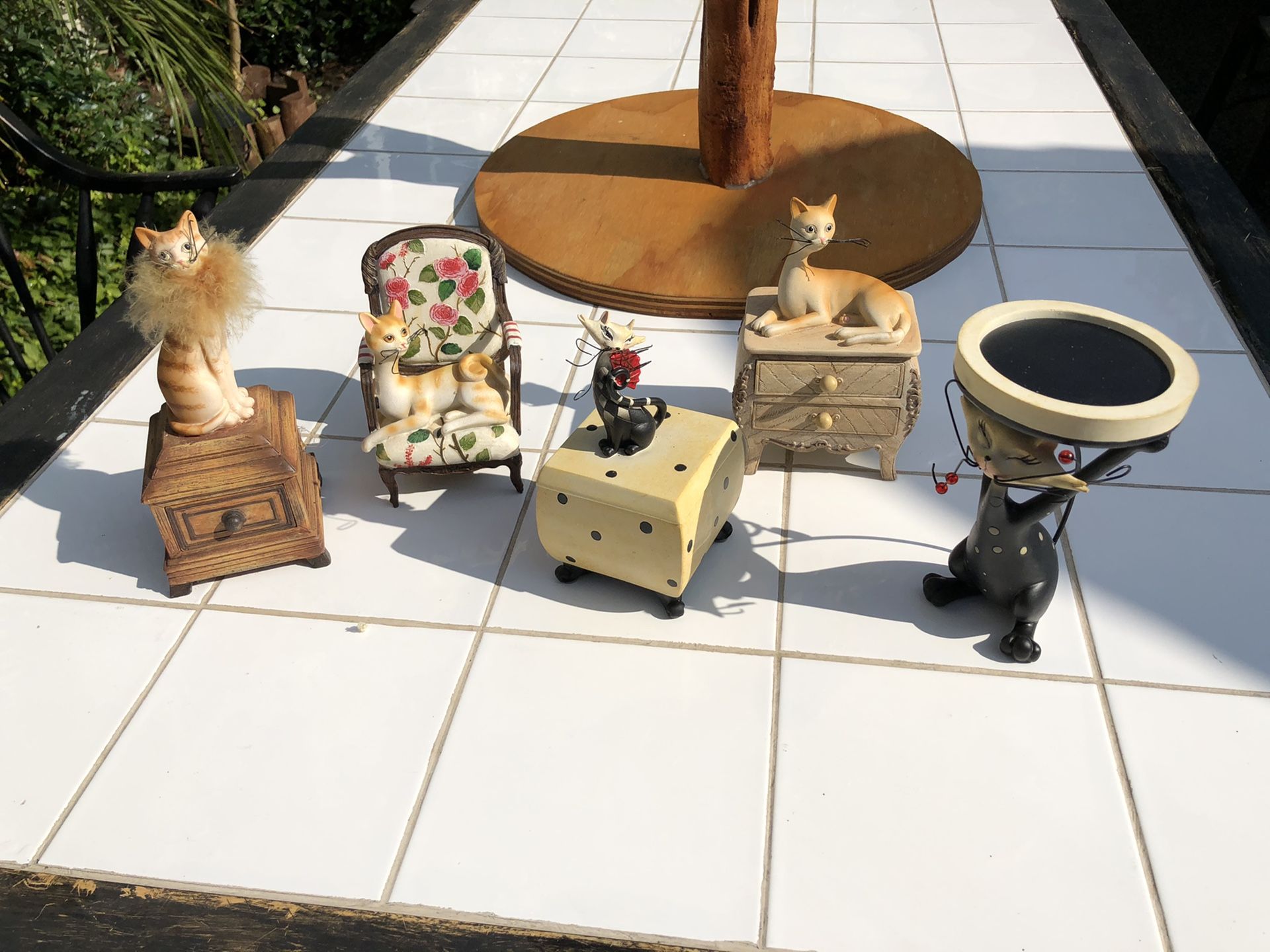 Cat lovers gift, decorative boxes, new condition