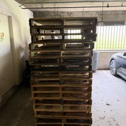 Pallets Pick Up In Costa Mesa 