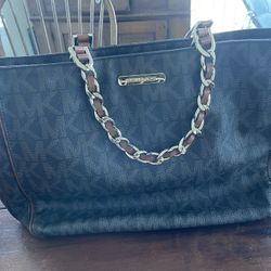 Michael Kors purse