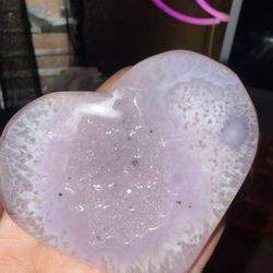 Flower Agate UV Reactive Heart Crystal Carving 