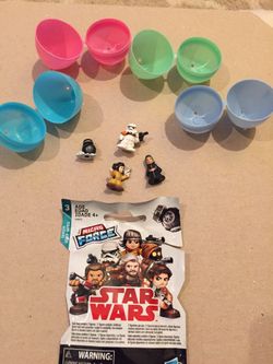 Stars wars figures in plastic Easter eggs