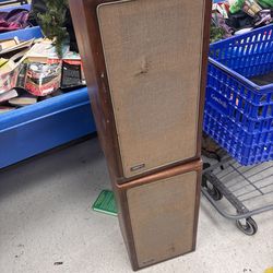 Large advent wooden vintage speakers