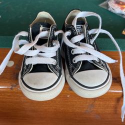 Converse Size 5 Black 