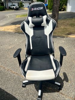 Gamer chair