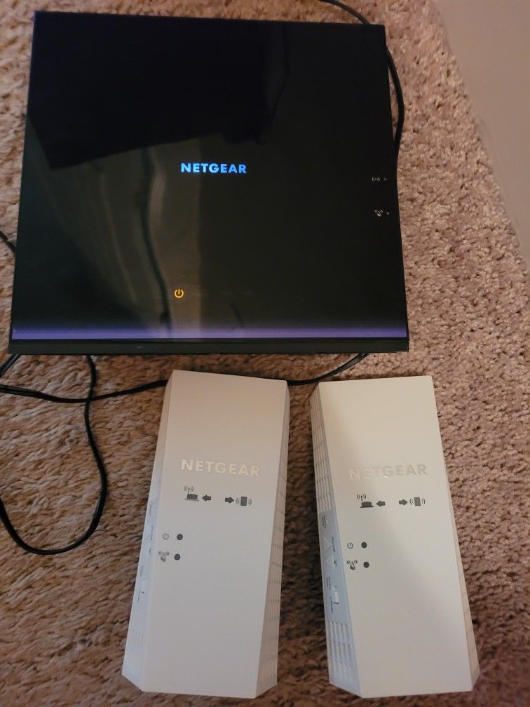 Netgear Nighthawk & Netgear Extenders 