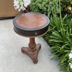Round End Table