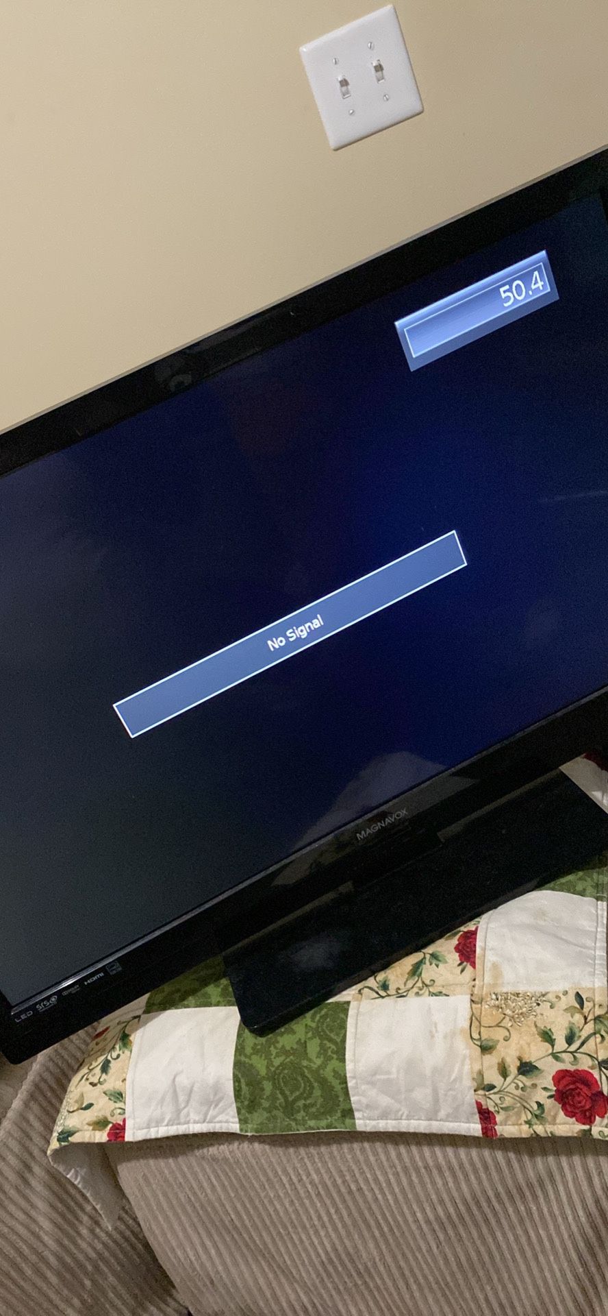 32 In Magnavox Tv W/remote