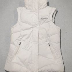 Columbia Omni Heat women's vest, size. XS.  Super Warm. Removeable Hood White