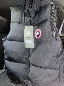 Men’s Canada Goose Vest Size Large