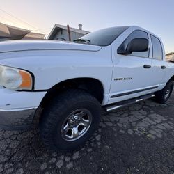 Dodge RAM 1500 4.7l 4x4