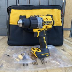DEWALT (DCD806) 20V XR Brushless Cordless 1/2 in. Hammer Drill (Tool-Only)