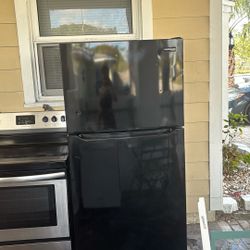 Frigidaire Refrigerator For Sale Color Black 