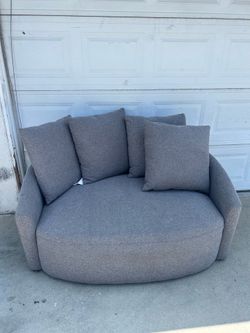 Swivel Accent Chair