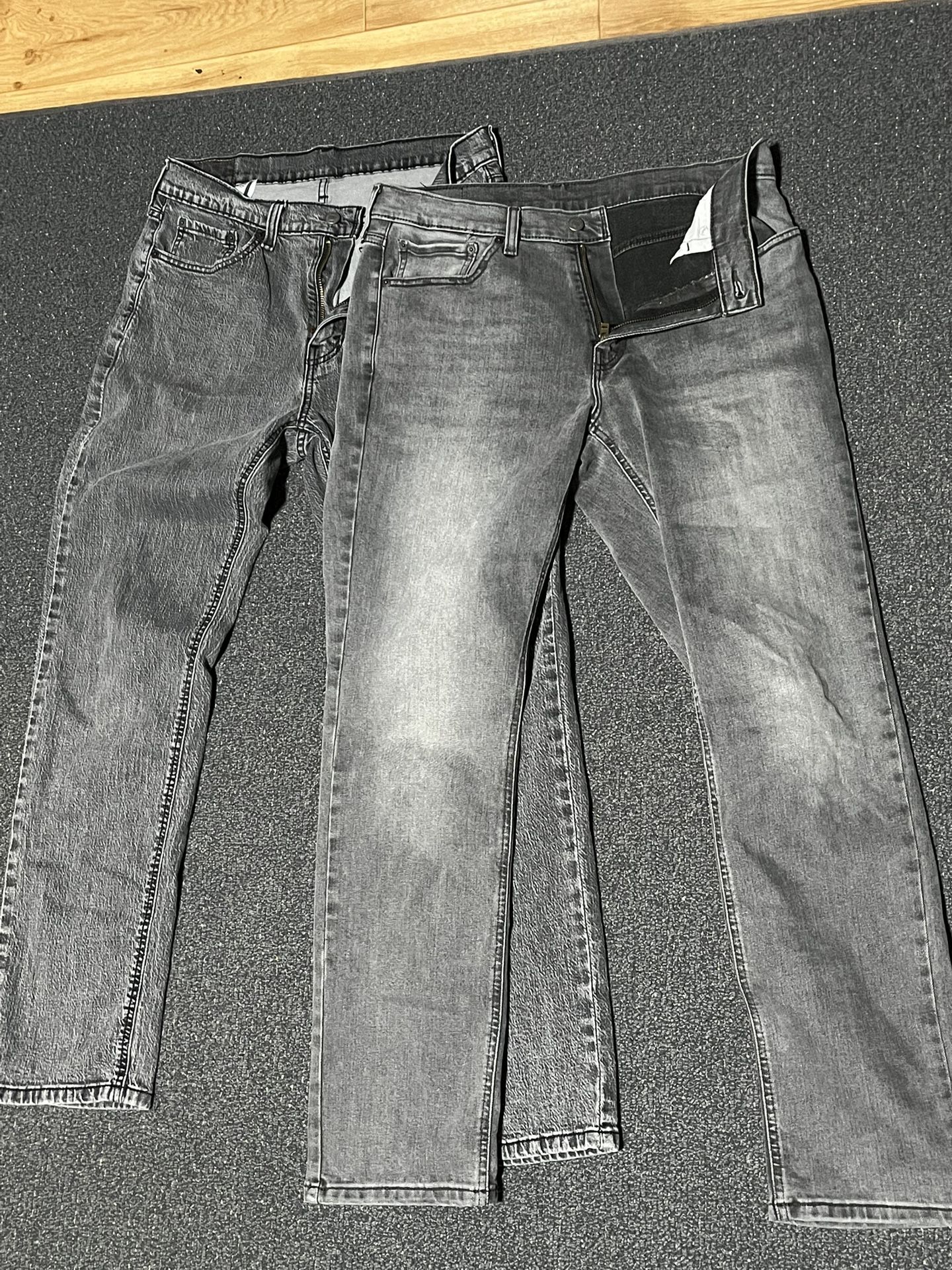 2 Pairs Of Levi 541 Size 32w 32L