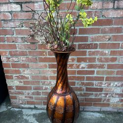 decorative vase 