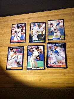 Baseball 30 Rookies Score 1993 trading cards