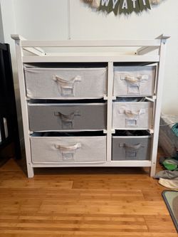 Changing table with storage