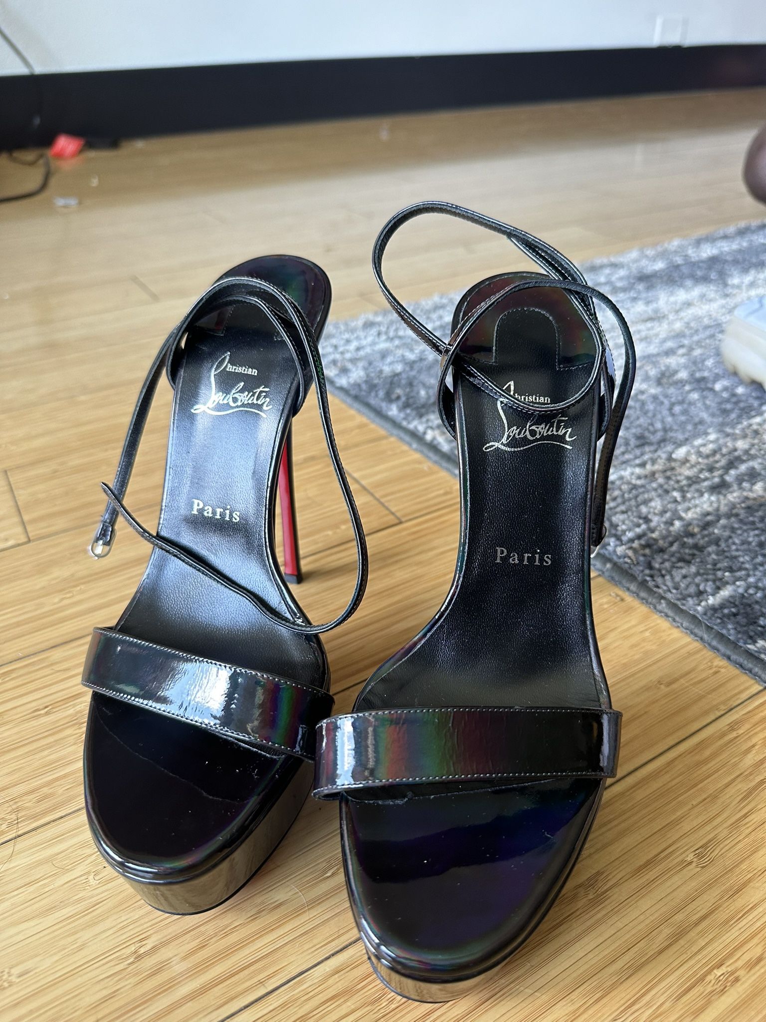 41 Loubi Queen Alta 150 Platform