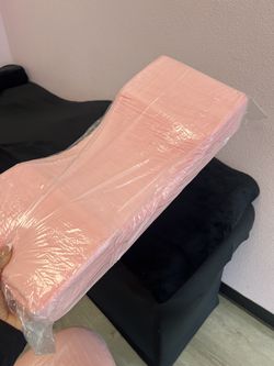 lash pillow pink