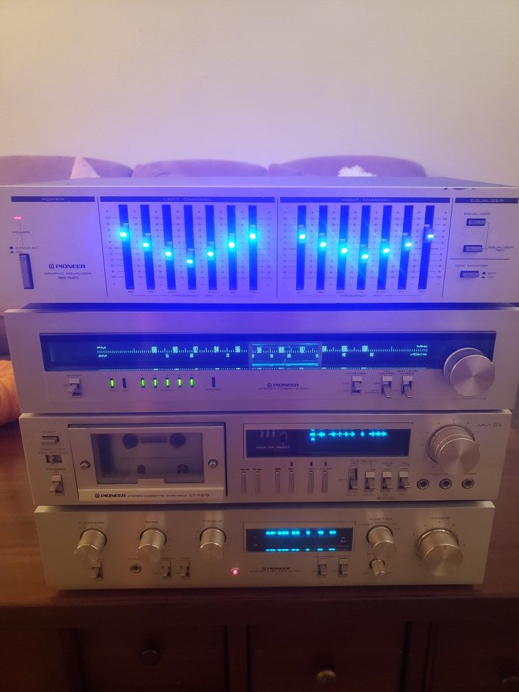 (On hold for buyer) Pioneer Stereo Equipment for Sale in Chandler, AZ