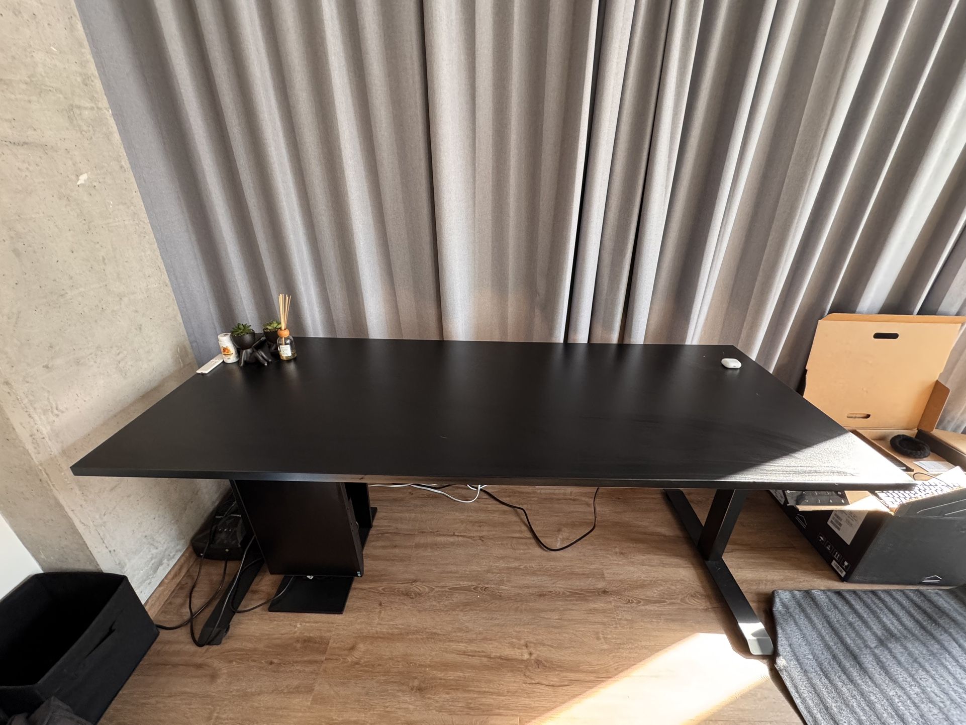 RANDU Escritorio Eléctrico de Altura Ajustable - 190x75cm - $8,000 MXN