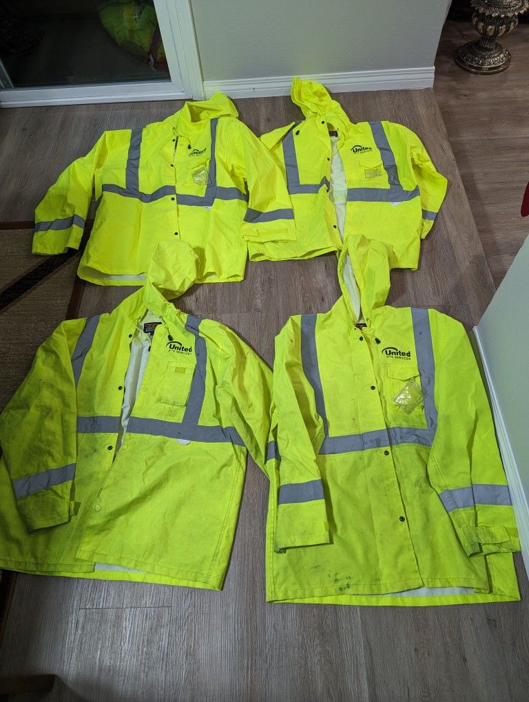Visibility Enhanced Apparel Reflective Safety Worksite Jacket Waterproof/Rain Mens Size Large