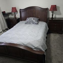 Queen Sized Full Bedroom Set