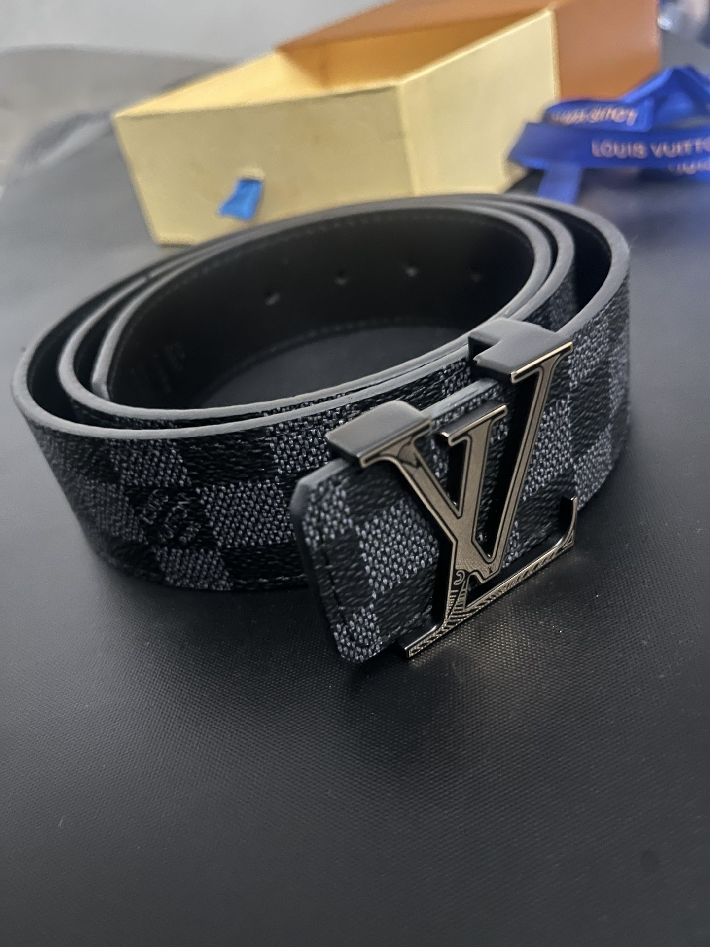 Louis Vuitton Men’s Belt Size 32