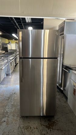 GE STAINLESS STEEL 18 CU FT TOP FREEZER REFRIGERATOR