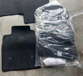 2 Black Carpet Car Floor Mats Set