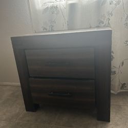 Heavy Solid Wood Nightstand / End Table with 2 Drawers – Rustic Dark Wood