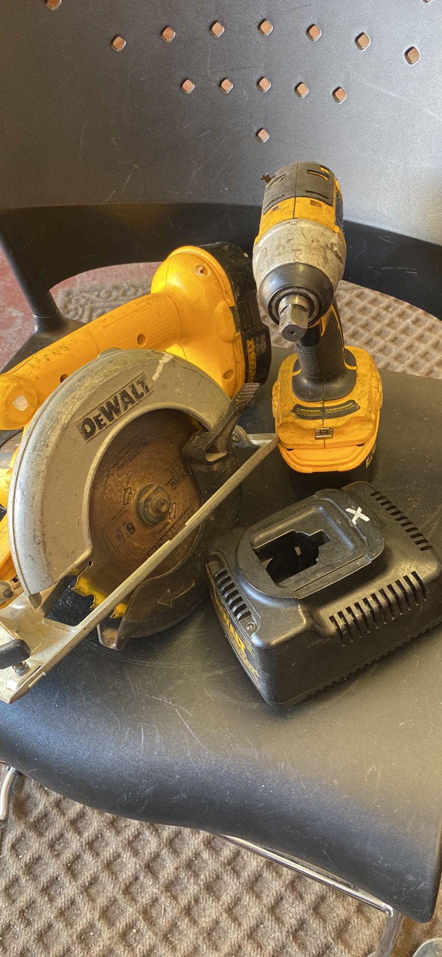 Dewalt 18 v -1/2” Cordless Impact wrench- Circular saw 61/2” battery charger.