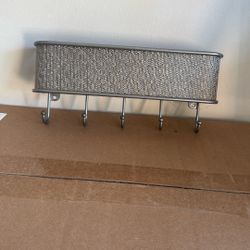 Mail And Key  Holder 