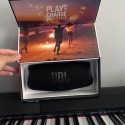 JBL Charge 5