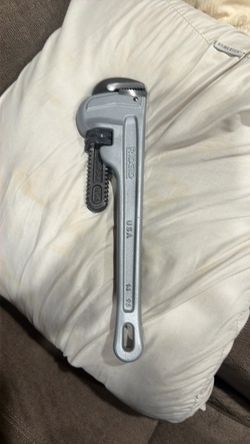 RIDGID 14" Aluminum Pipe Wrench USA