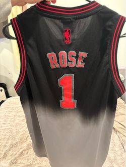 Derrick Rose Jersey (Patched) XL Youth